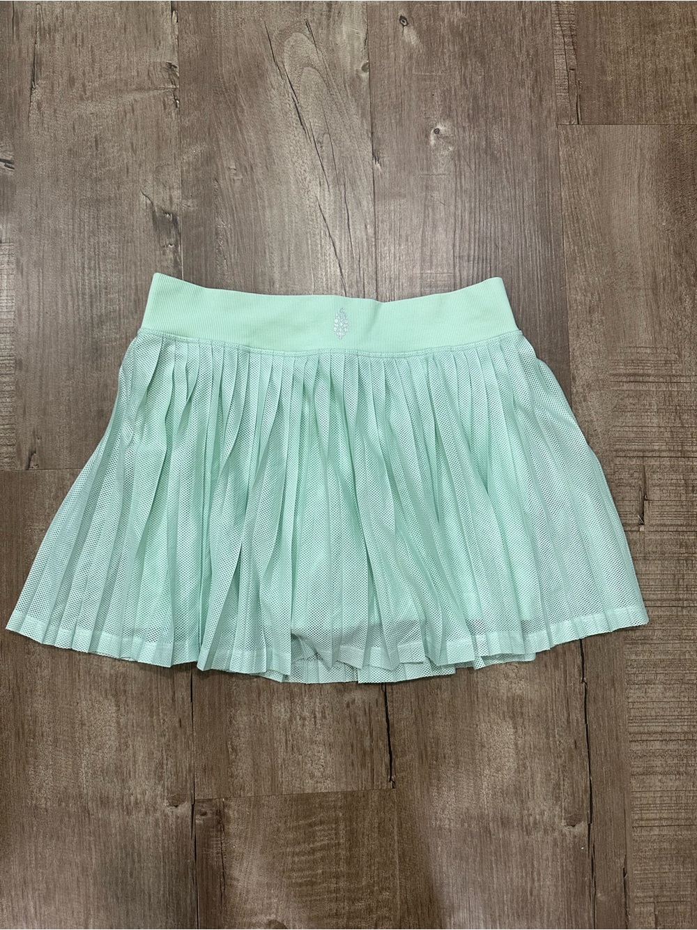 Free People Movement Rally Pleated Skirt (pistachio) - NWOT - Picture 2 of 7